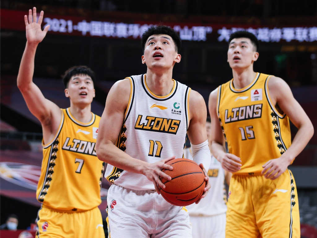 同时能够在 同时能够在